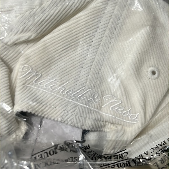 BorneXRaised - Picture 2 of 3